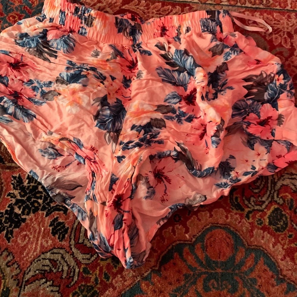 LF flowy shorts